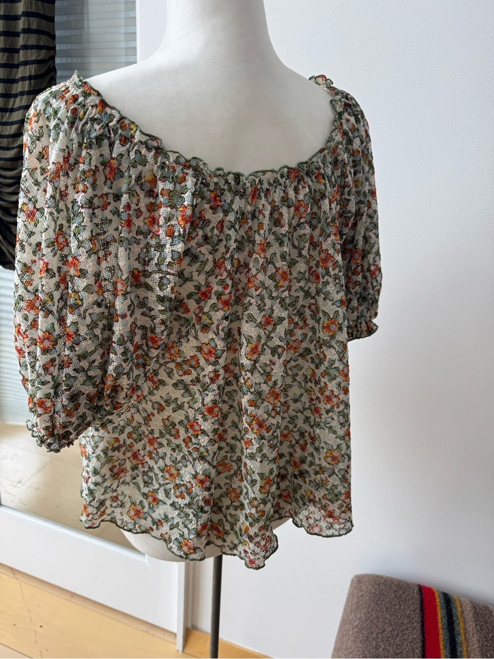 Free People - Picture 5 of 11
